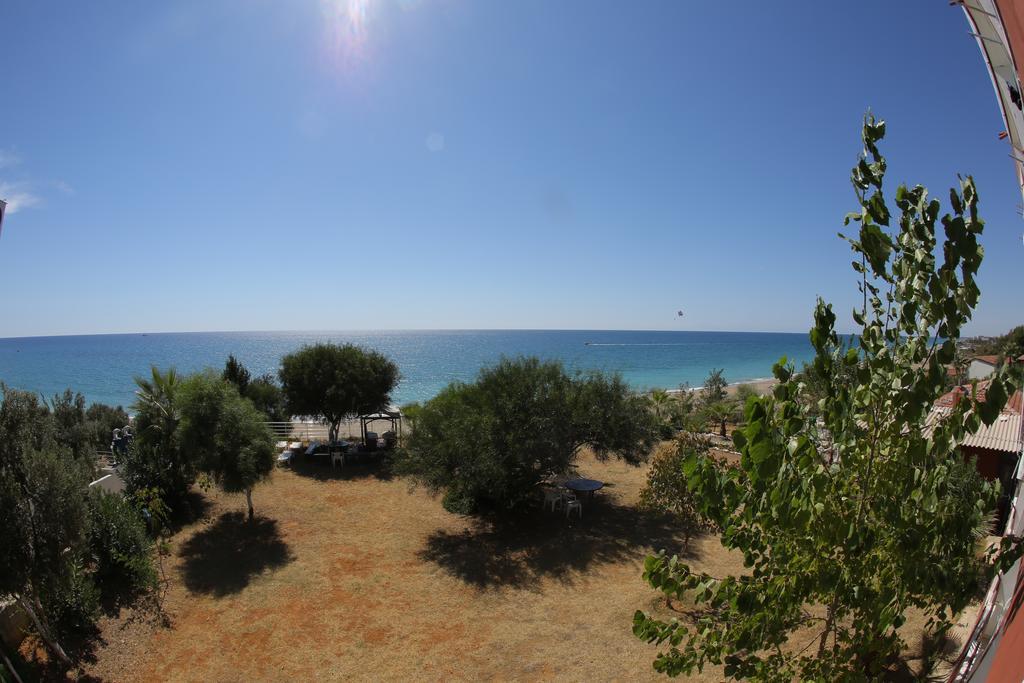Mavi Cennet Camping Caravan Kızılot Exterior foto