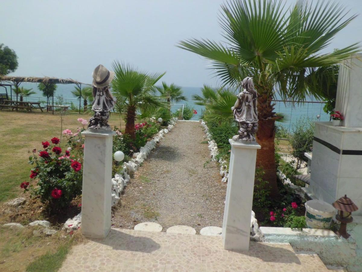 Mavi Cennet Camping Caravan Kızılot Exterior foto